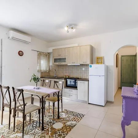 Apartment Elios Cozy - Spacious Island Living